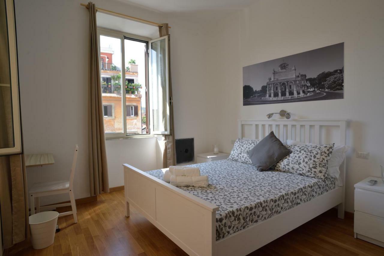 Livia B&B - Trastevere Rome Buitenkant foto